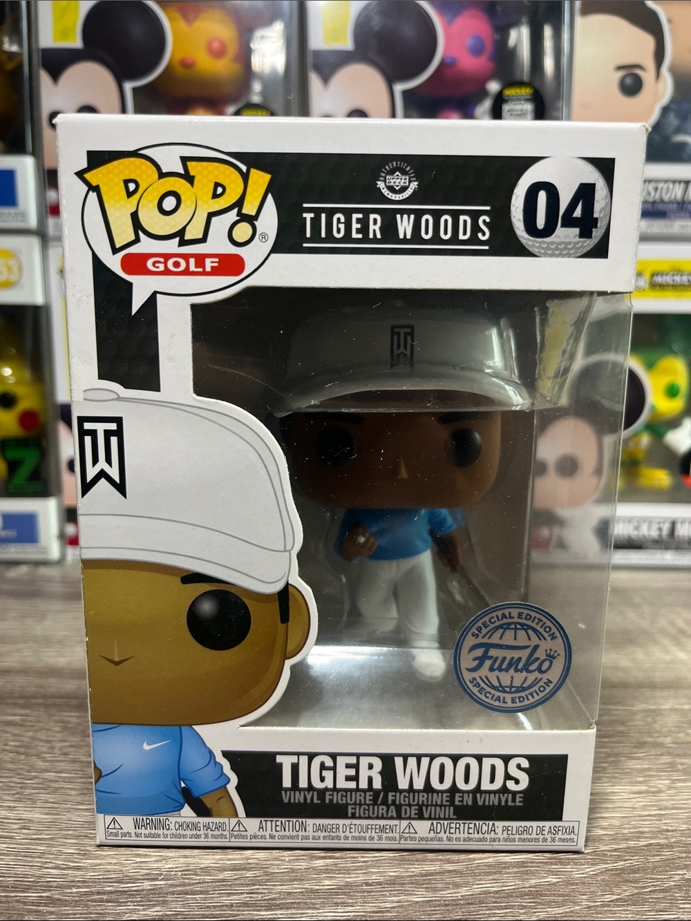 Funko Pop! Tiger Woods Vinyl Figure - White Hat, Blue Shirt